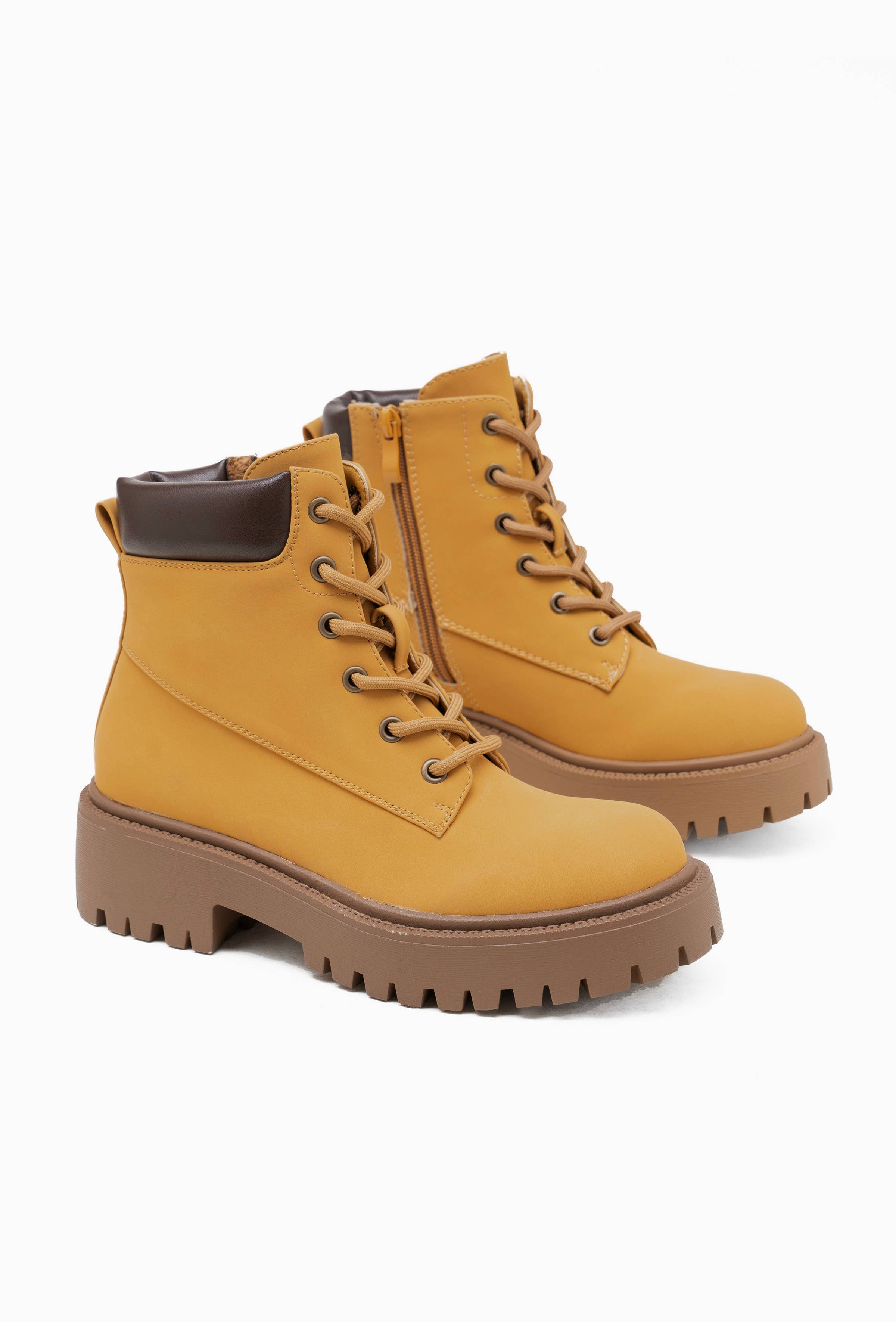 C'M PARIS - Wholesale Combat/Military Boots - Women's - Thick-Soled Ranger Boots with Padded Collar 683339