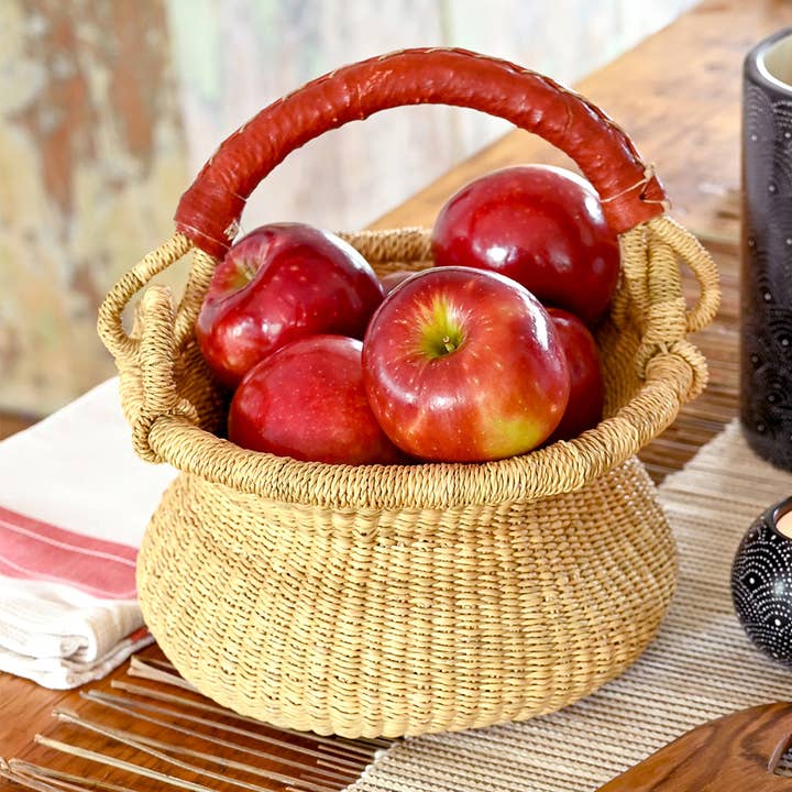 Swahili | AFRICAN MODERN - Wholesale Basket - Petite Natural Swing Basket - Leather Handle1