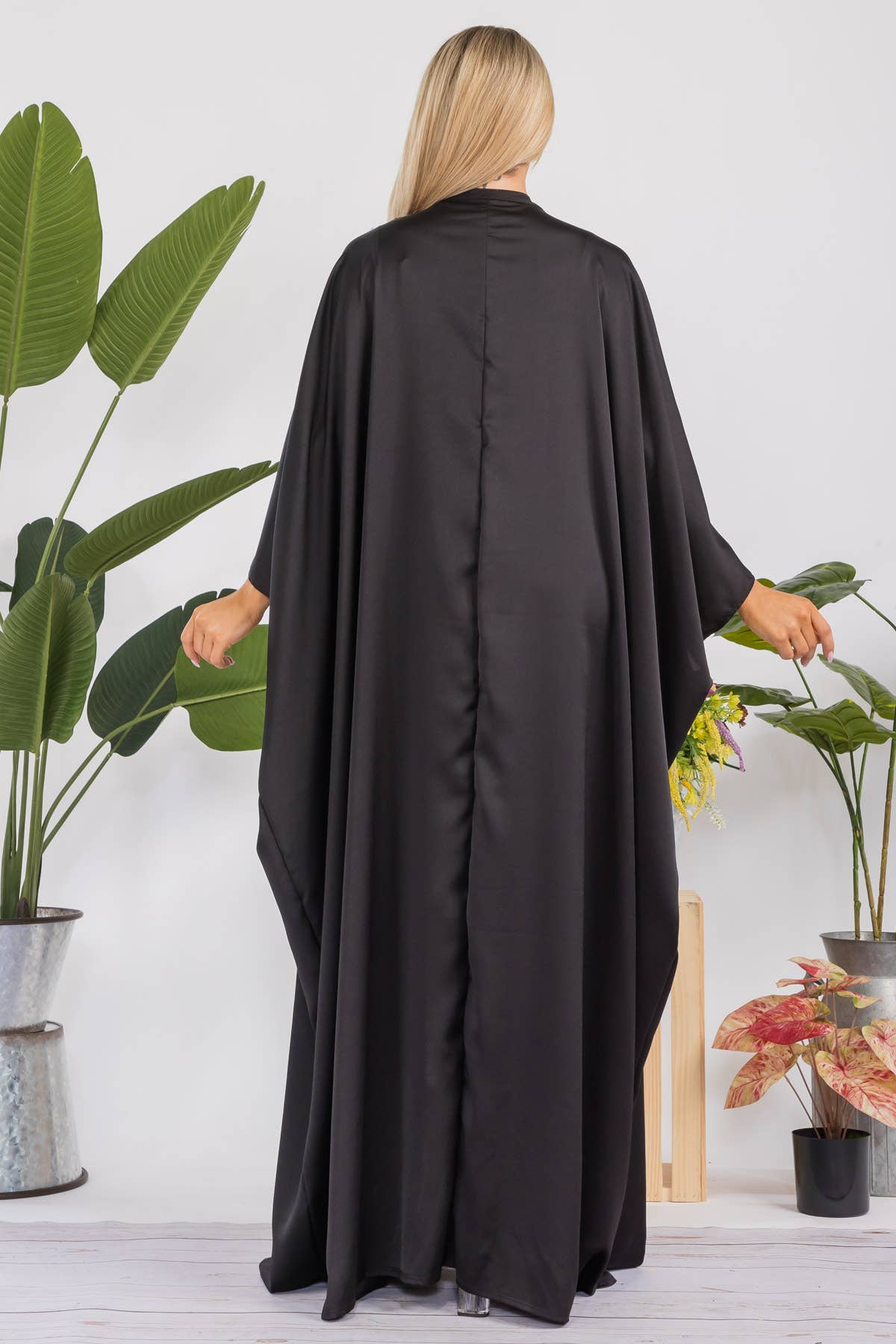 H&H Fashion Inc. - Wholesale Kimono - Women's - HH707D-R-SOLID - Open Front Duster8