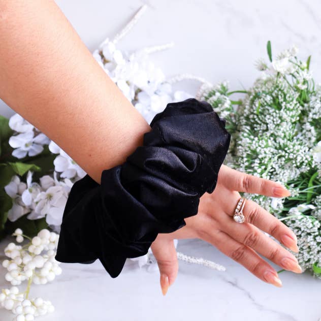 Liz Xtra for wholesale by XTRA & CO