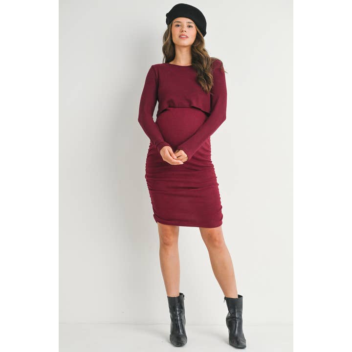 Robe de maternité et d'allaitement à manches longues froncées pour la vente par Hello Miz