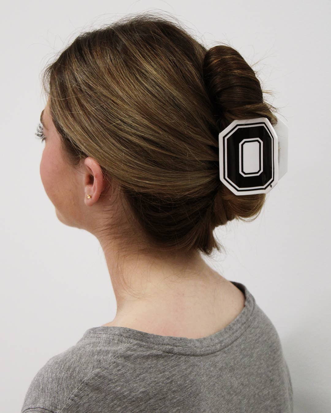 BANDED - Wholesale Hair Clip - Women's - Ohio State® O Statement Claw Clip1