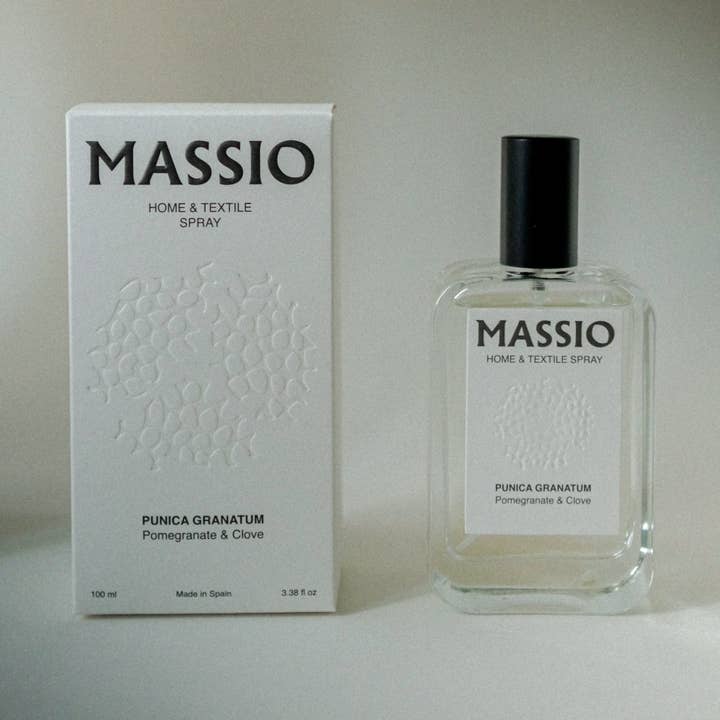 Room & Linen Spray Punica Granatum (100 ml) for wholesale by Massio Concept