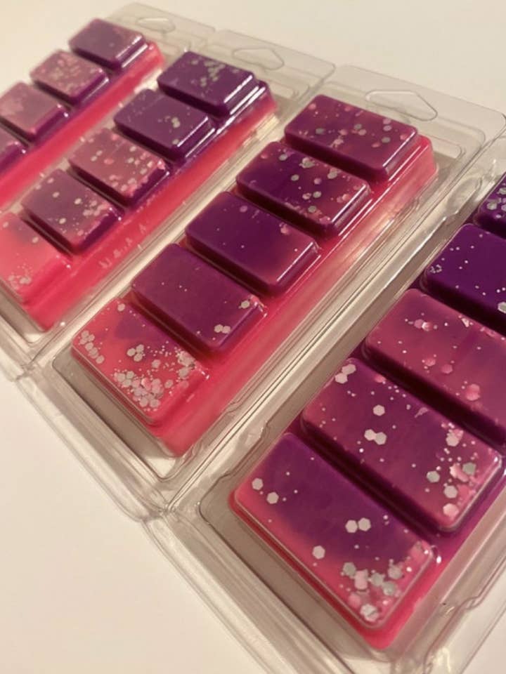 Rosey Wonderland Wax Melt Snapbar for wholesale by The Fizz Bizz