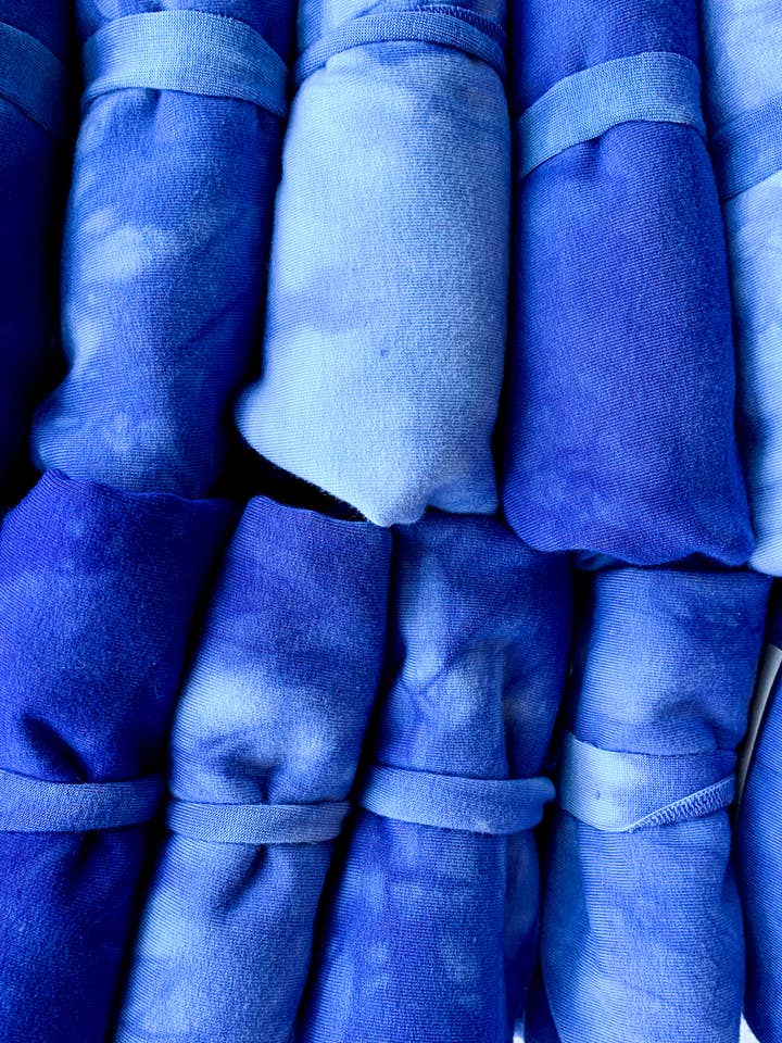 Rainbow Waters - Wholesale Fashion Leggings - Kids - Azul | Bamboo Leggings | Organic7