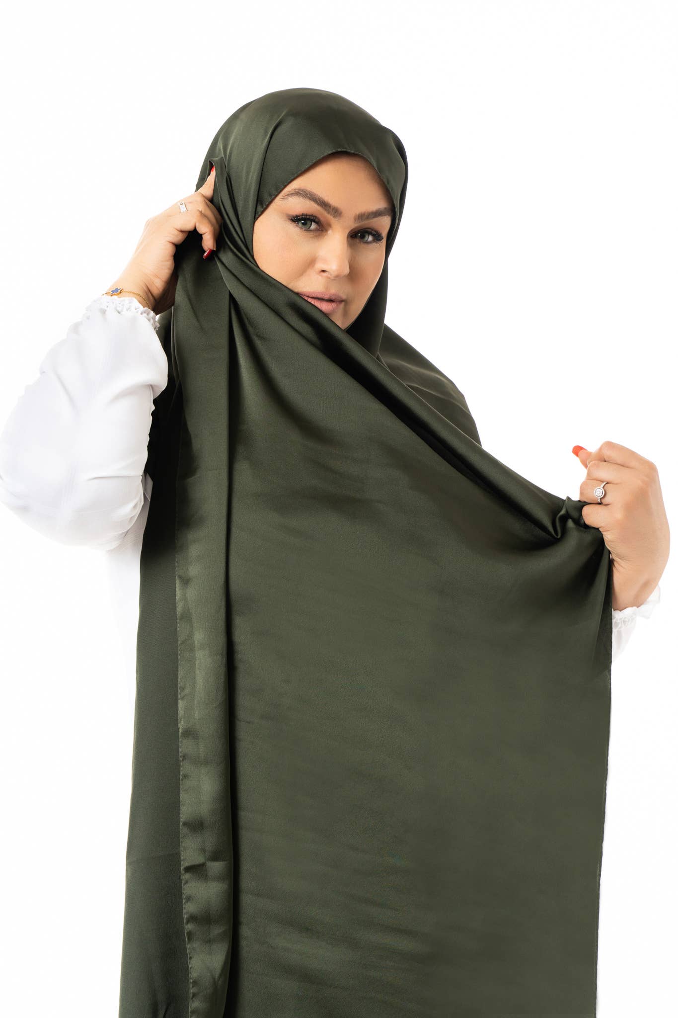 Sultana.R - Wholesale Hijab - Women's - Dubai satin hijab13