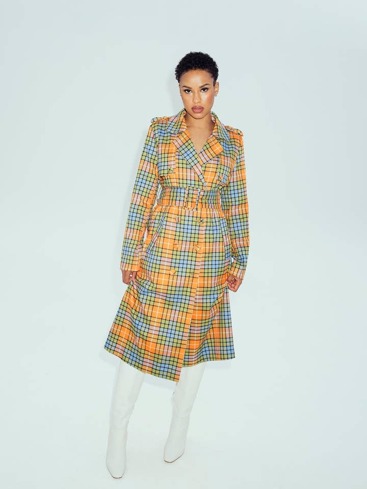 Der Trenchcoat von Florence für den Großhandel von Hilary MacMillan