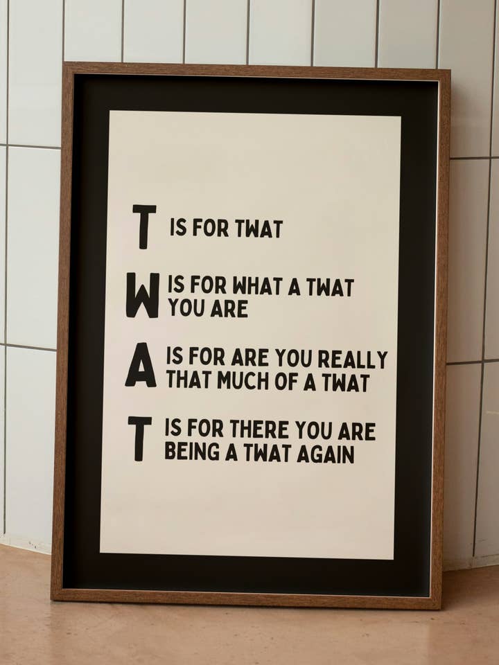 Twat | Preto & Creme | Impressão Artística por atacado de Wisdom and Wonder Designs