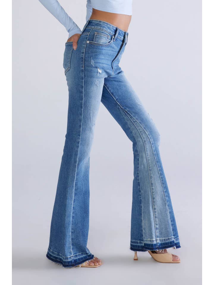 bleu Écharpe évasée à ourlet bloc de couleur bleu moyen pour femmes, automne en vente sur Faire1