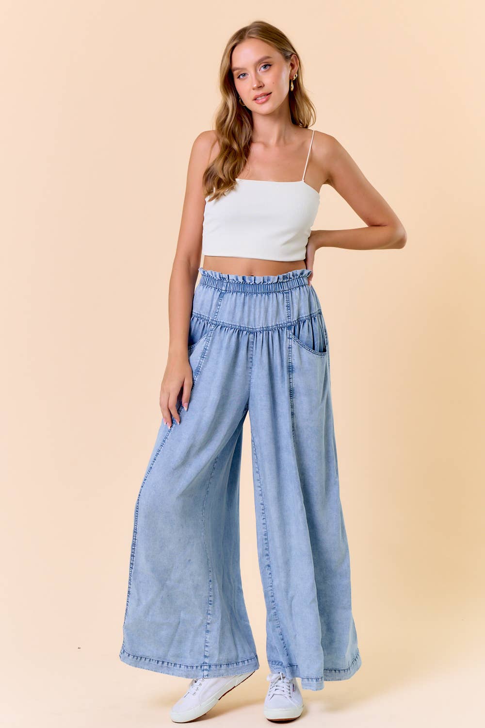 Doe and Rae - Wholesale Pants - Women's - TENCEL DENIM VOLUME WIDE-LEG PANT W/ SLANT POCKETS - 8823P6
