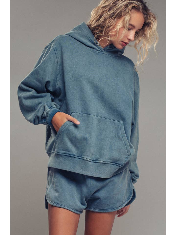Urban Daizy - Wholesale Hoodie - Women's - Vintage Wash Oversized Brushed Hoodie23