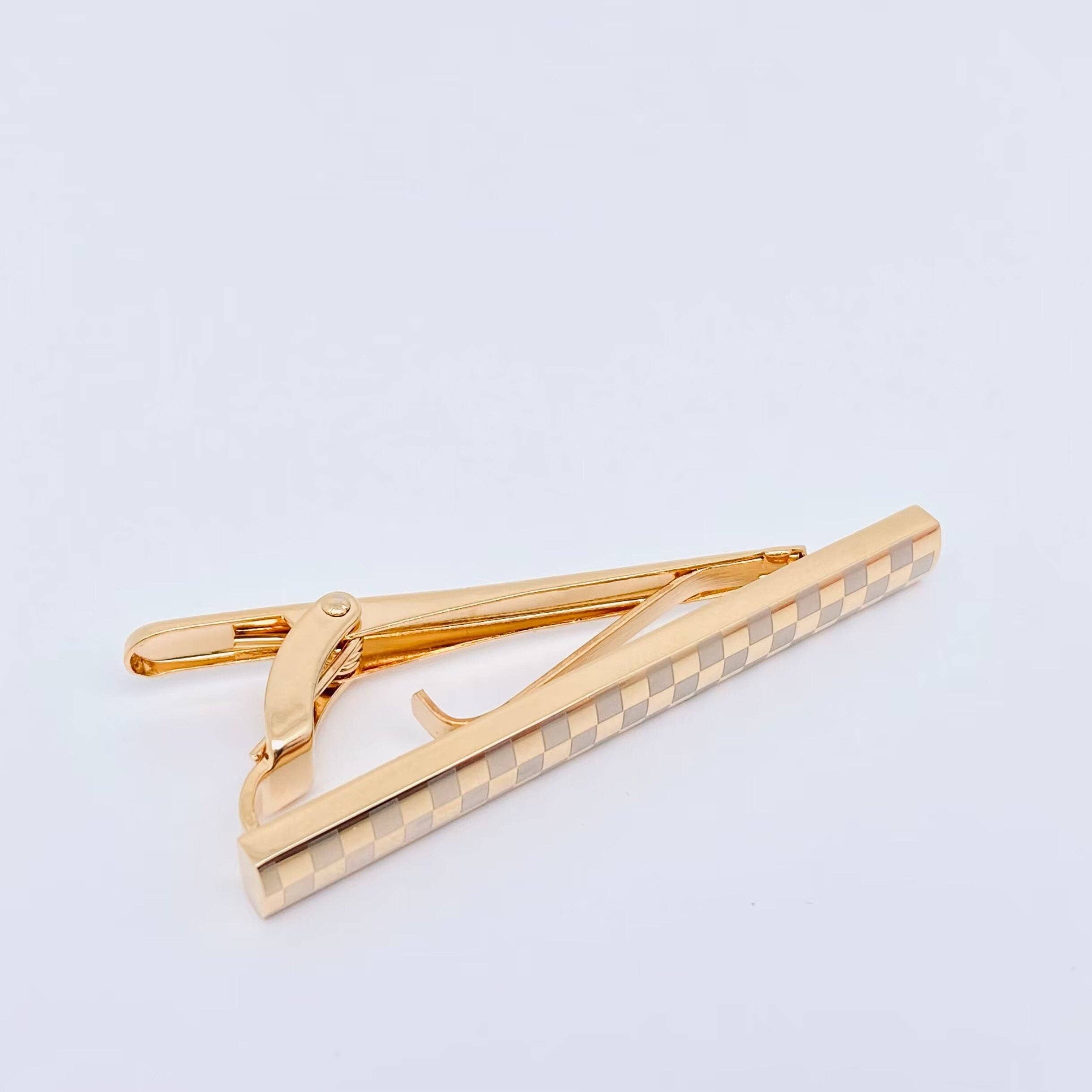 Mio Queena – wholesale Hair clip – Women’s – Metal Laser Pattern Marseille Tie Clip0