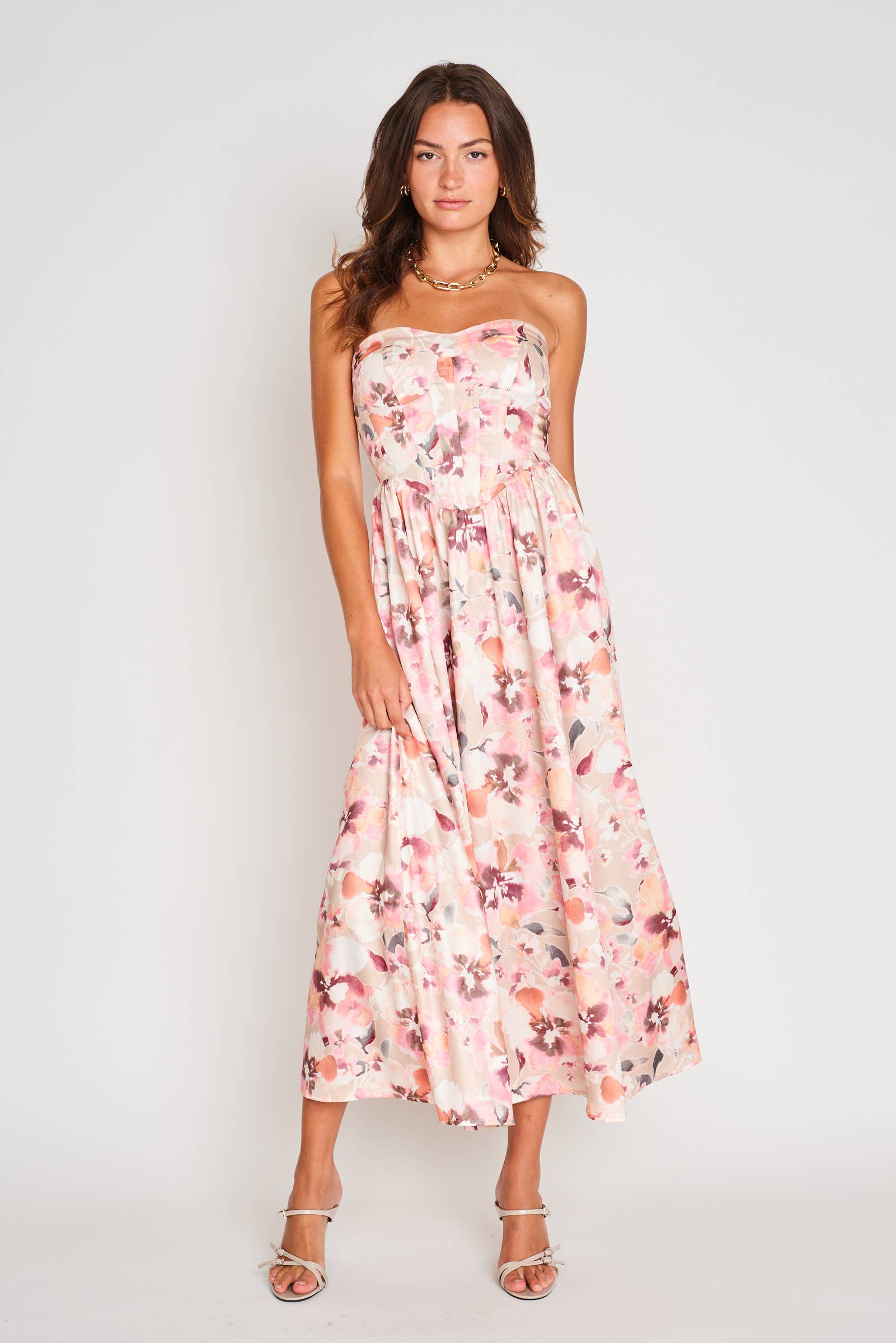 ROSA FLORAL VESTIDO CLARE de venta al por mayor en Faire1