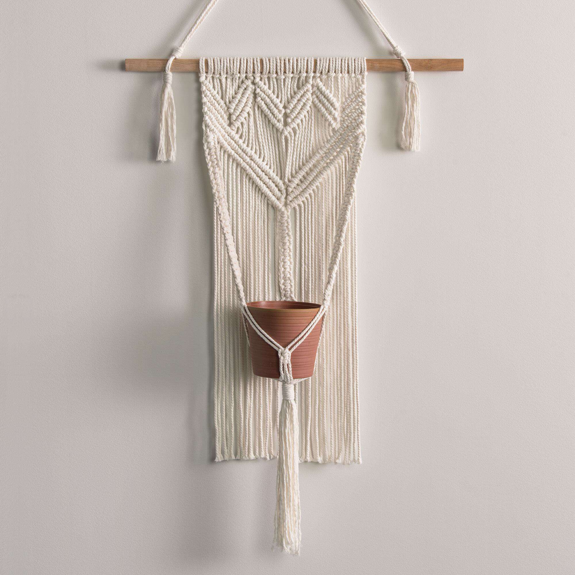 Creative World of Crafts - Wholesale Yarn - Bernat Macrame Yarn8