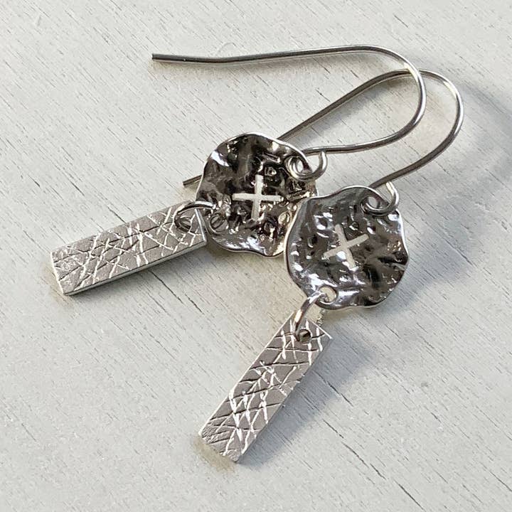 X markerer stedet øreringe sæt - platin sølv for engroshandel hos The Sister Label