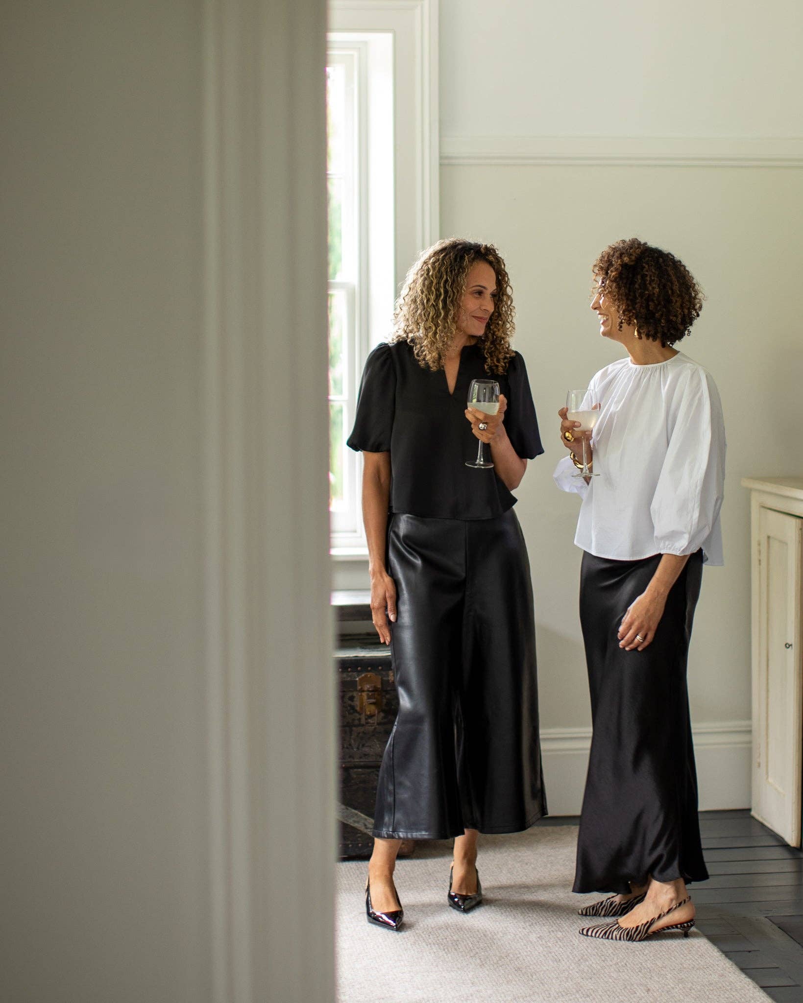 CHALK – wholesale Skirt – Women’s – Gina Skirt | Black1