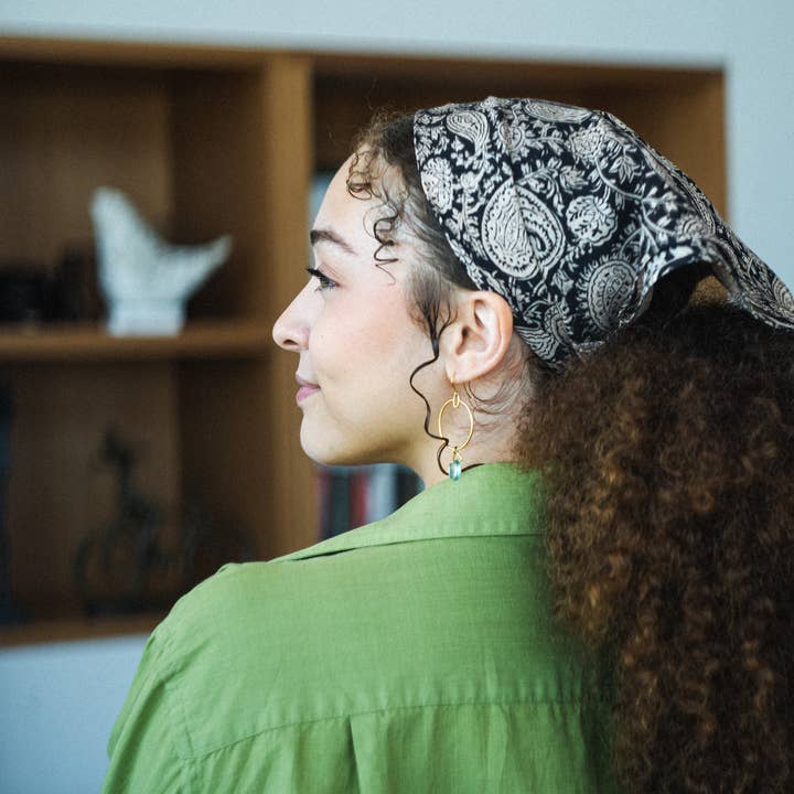 Bandana en coton Kalamkari - Paisley Charbon pour la vente par White Lotus Fashions