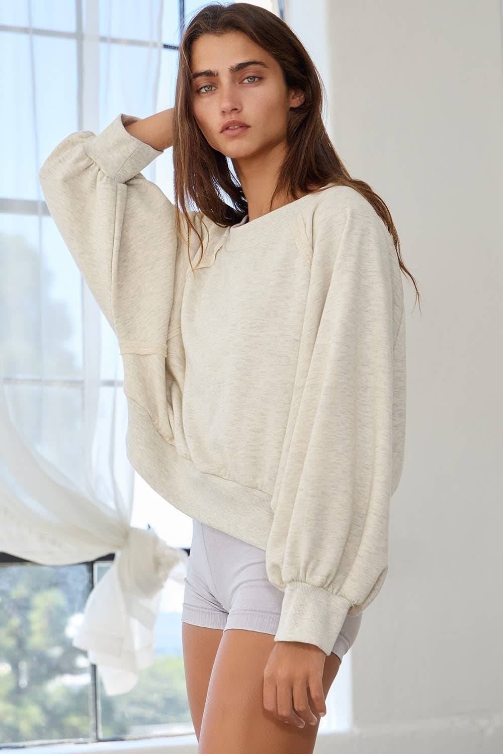 BUCKETLIST INC - Wholesale Sweatshirt - Women's - T2389A Out Seam Raglan Sleeve Solid Sweatshirt Top14