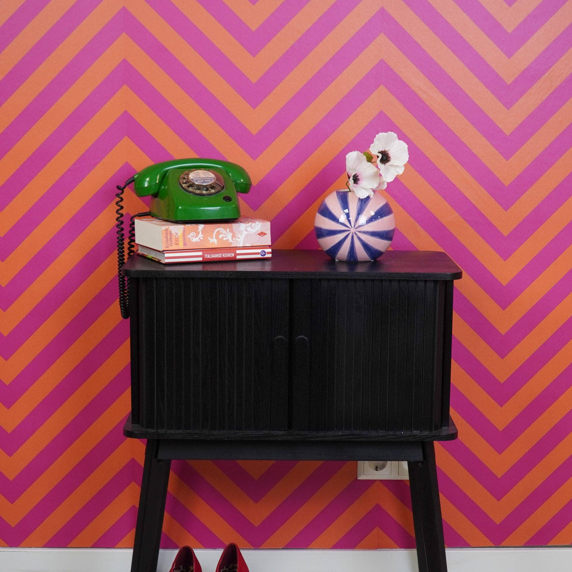 Housevitamin bv - Wholesale Vase - Vase -  Flower Vase Swirl  - Pink/Blue - 15x15x15cm1