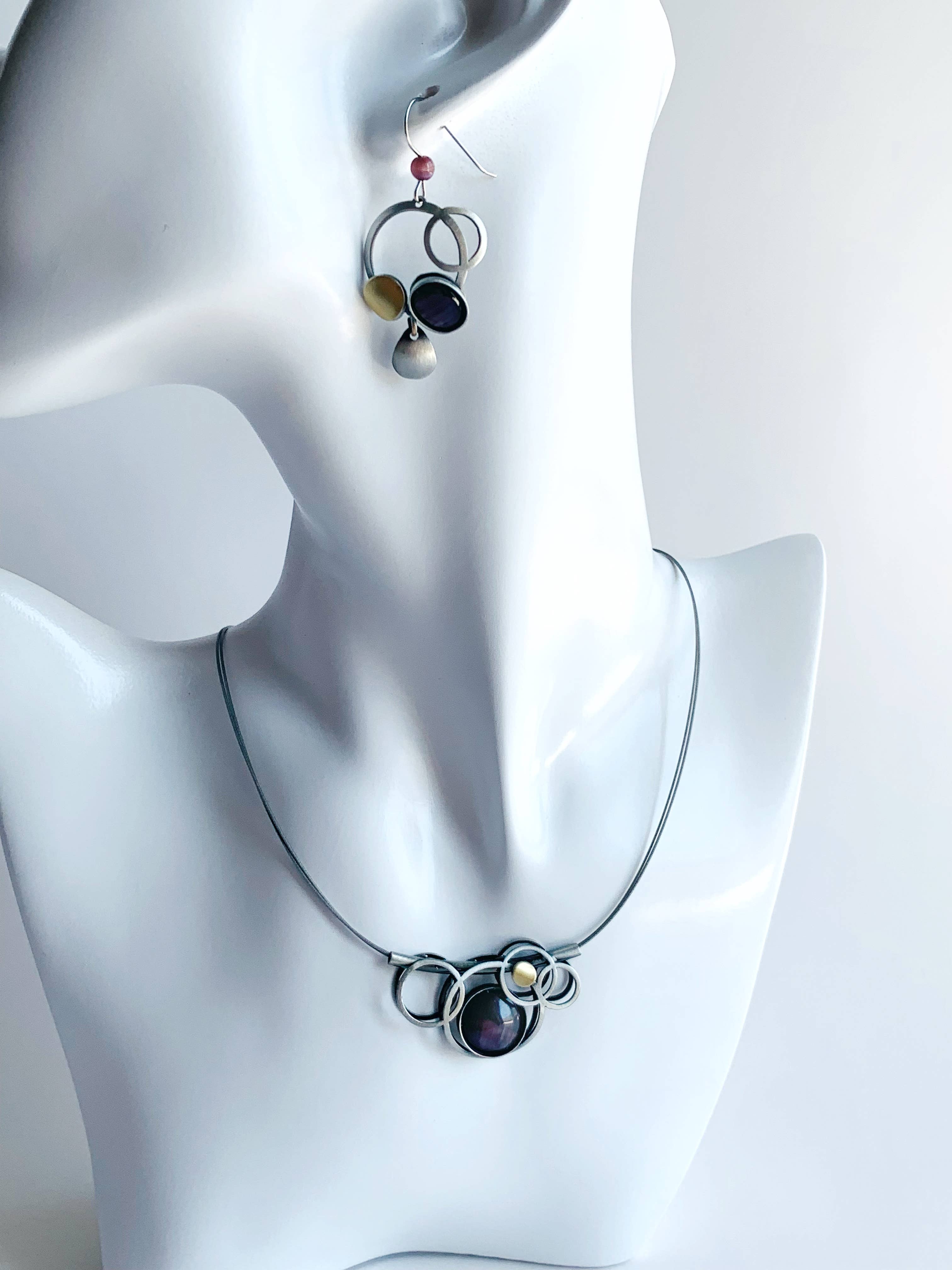 Christophe Poly / Crono Design - Vente Parures de bijoux - ENSEMBLES (GY1) - Collier (G) 17"+2" & Boucles d'oreilles crochet en fil (Y) Ensemble2