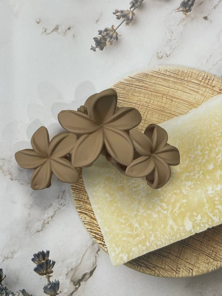 Claw Clip - Frangipani Flower Trio - Coffee for wholesale by Nakoa The Label