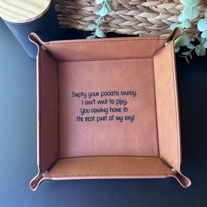 Svuota le tue tasche Daddy Valet Catchall Tray per la vendita all'ingrosso da parte di Teele and Co.