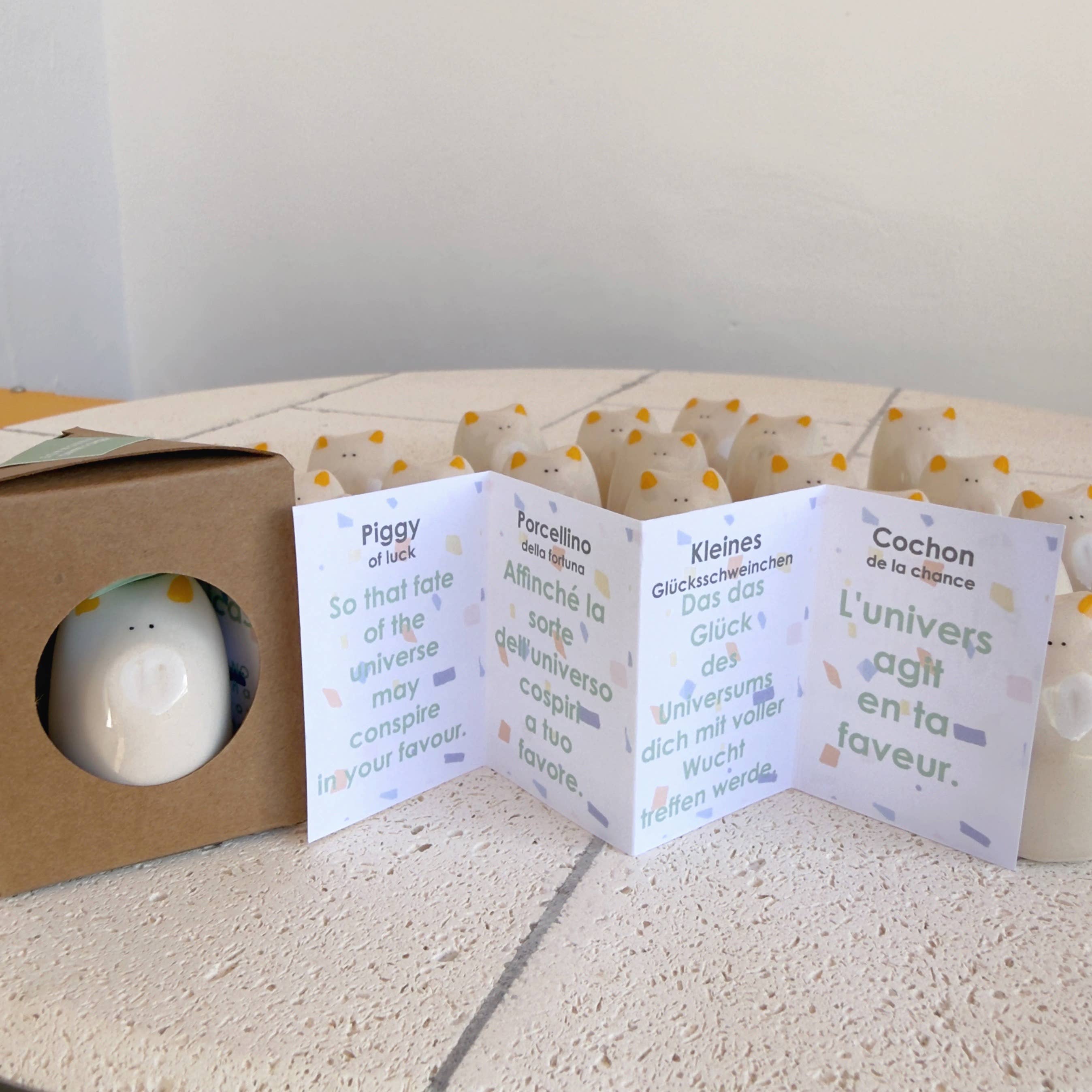 Picuru ceramicas - Wholesale Decorative Figurine - Lucky Pig Amulet (5 languages)4