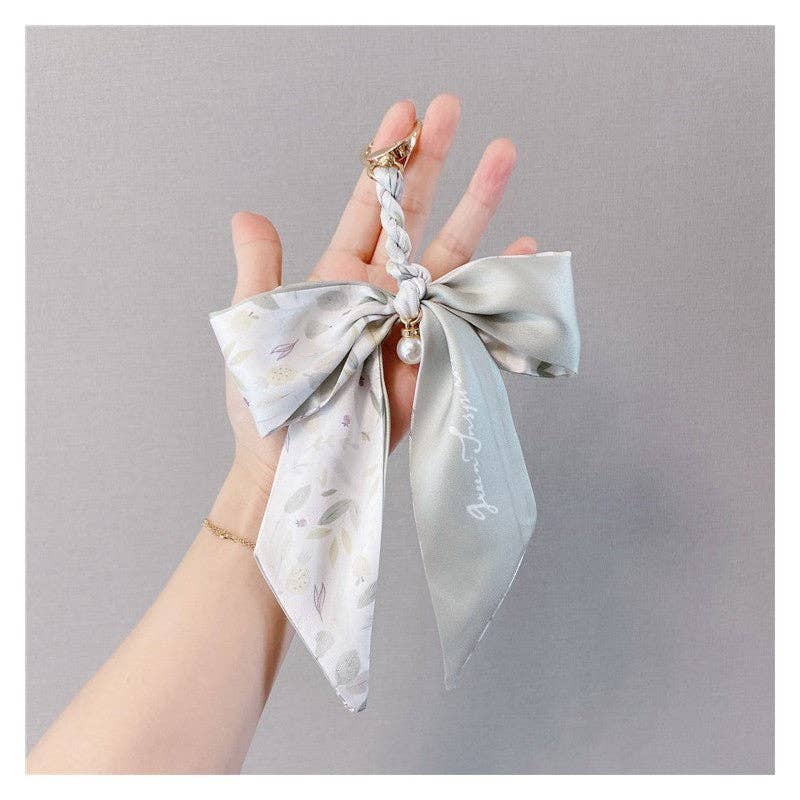 ShieldChic - Wholesale Keychain - Women's - Scarf Bow Keychain Pendant1