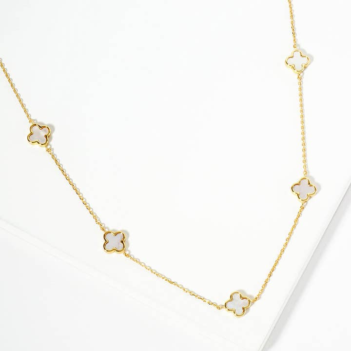 Colar com Estação de Trevo de Quatro Folhas em Pedra Natural Banhada a Ouro por atacado de Sensibling Corp.