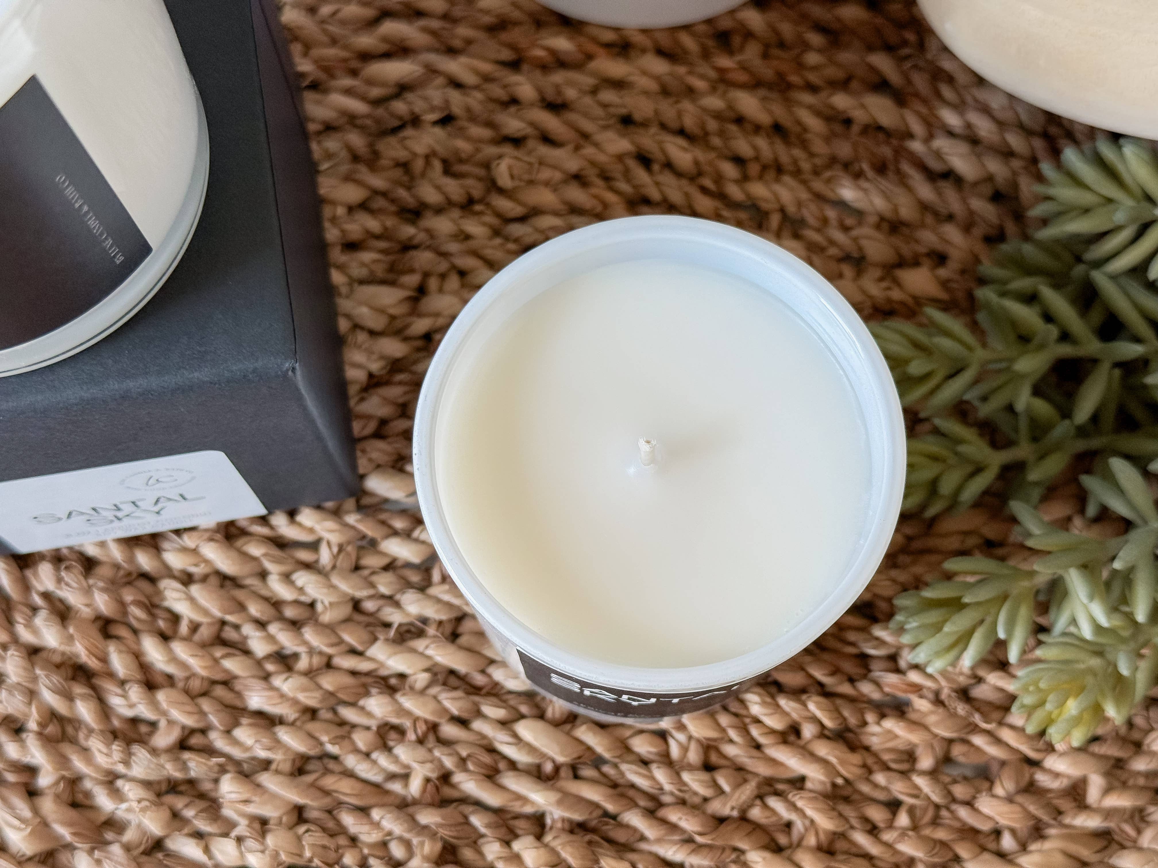 Luxe Candle & Bath Co. - Wholesale Jar/Filled Candle - Desert Bloom - 8 oz. Signature Candle1