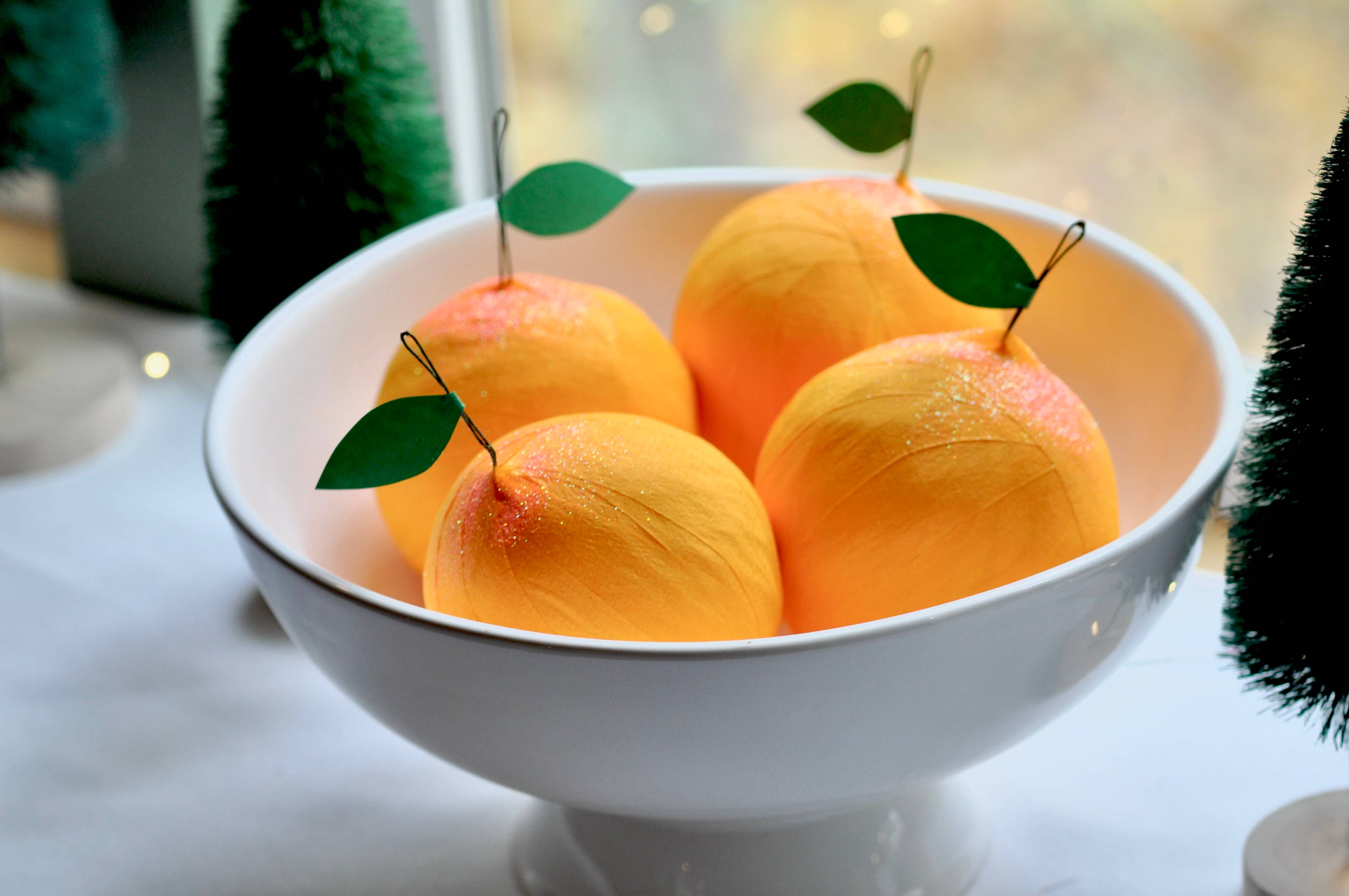 TOPS Malibu - Wholesale Gag Gift/Novelty Gift - Deluxe Surprise Ball - Orange1