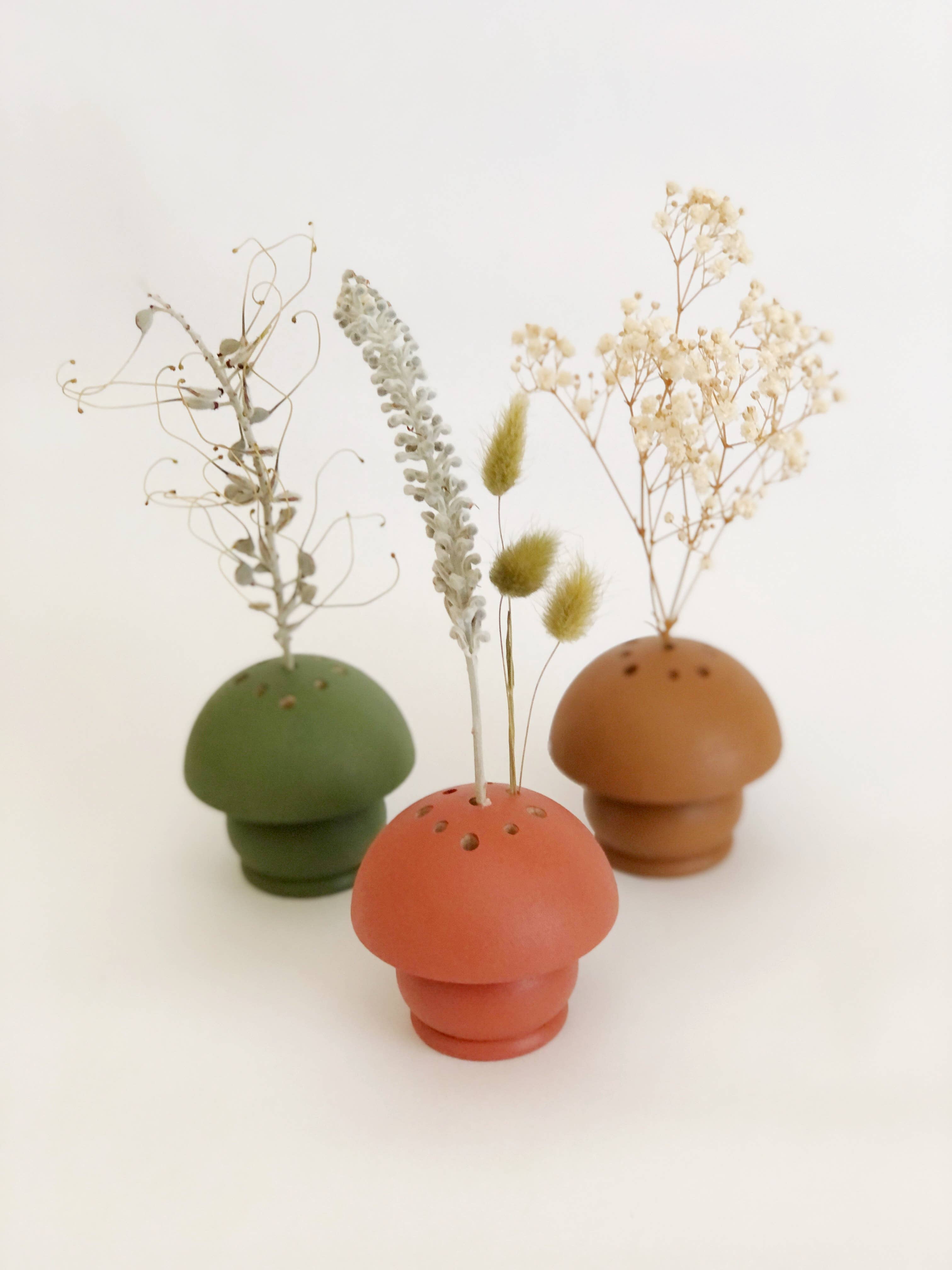 Stacy Wong - Wholesale Vase - Large Mushroom Vase - Curved Base3