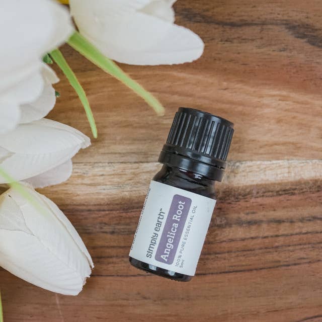 Simply Earth - Wholesale Essential Oil - Angelica Root Essential Oil 5ml