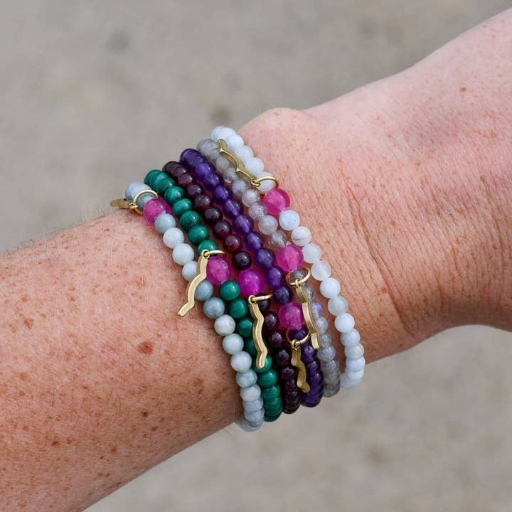 Sailormade – Großhandel Perlenarmband – Rayminder UV Awareness Armband für Damen, 4 mm, Aquamarin