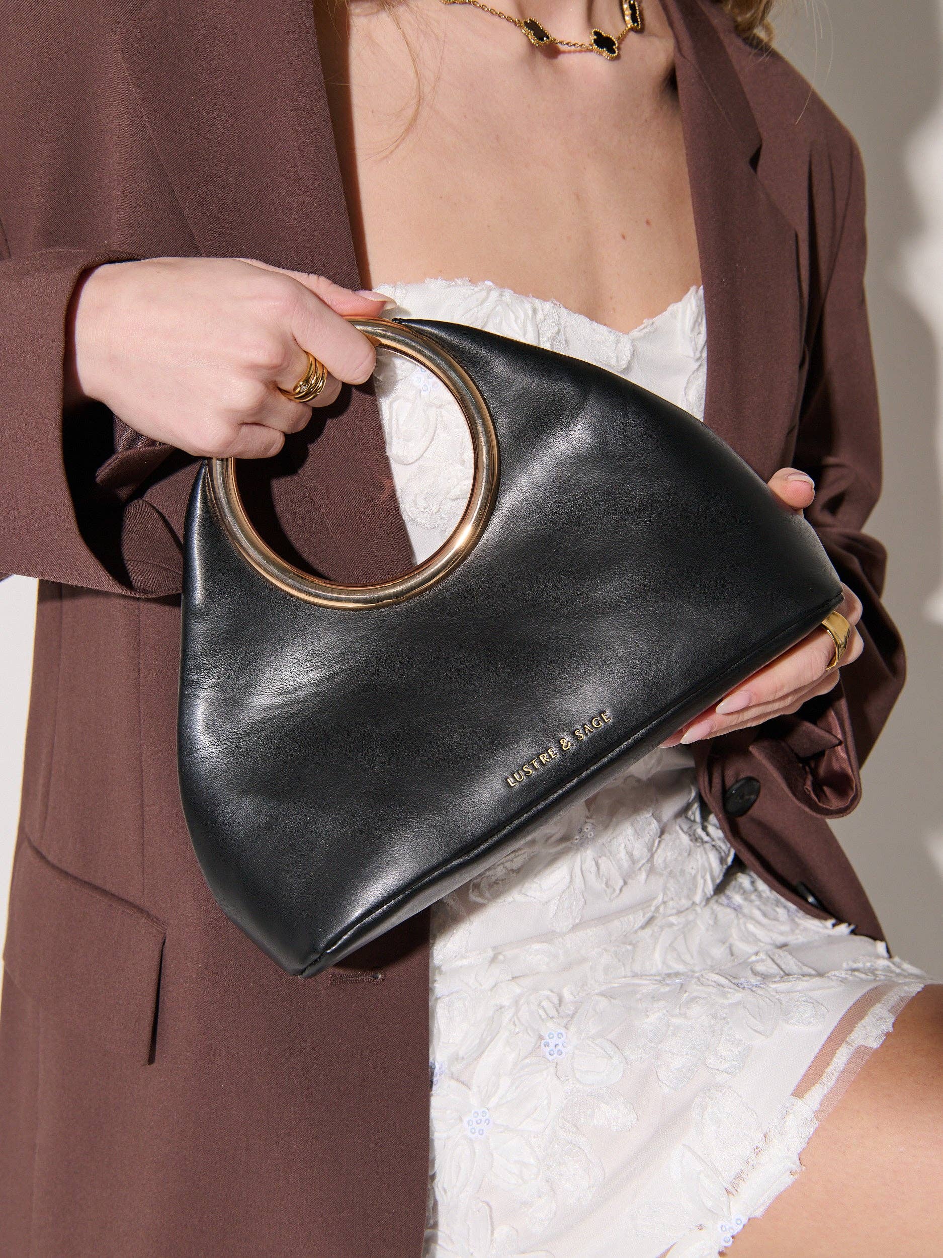 Angels Whisper Accessories - Wholesale Top handle bag – women's - Hailey Statement Handle Bag in Black1