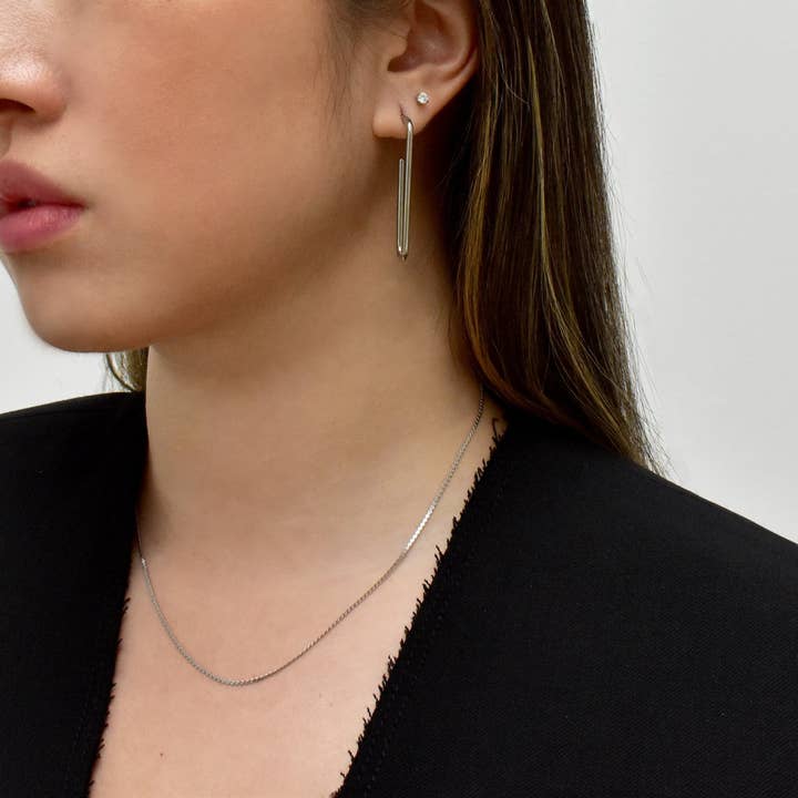 FAYE NECKLACE -THIN SILVER CHAIN NECKLACE for wholesale by MAI DESIREE