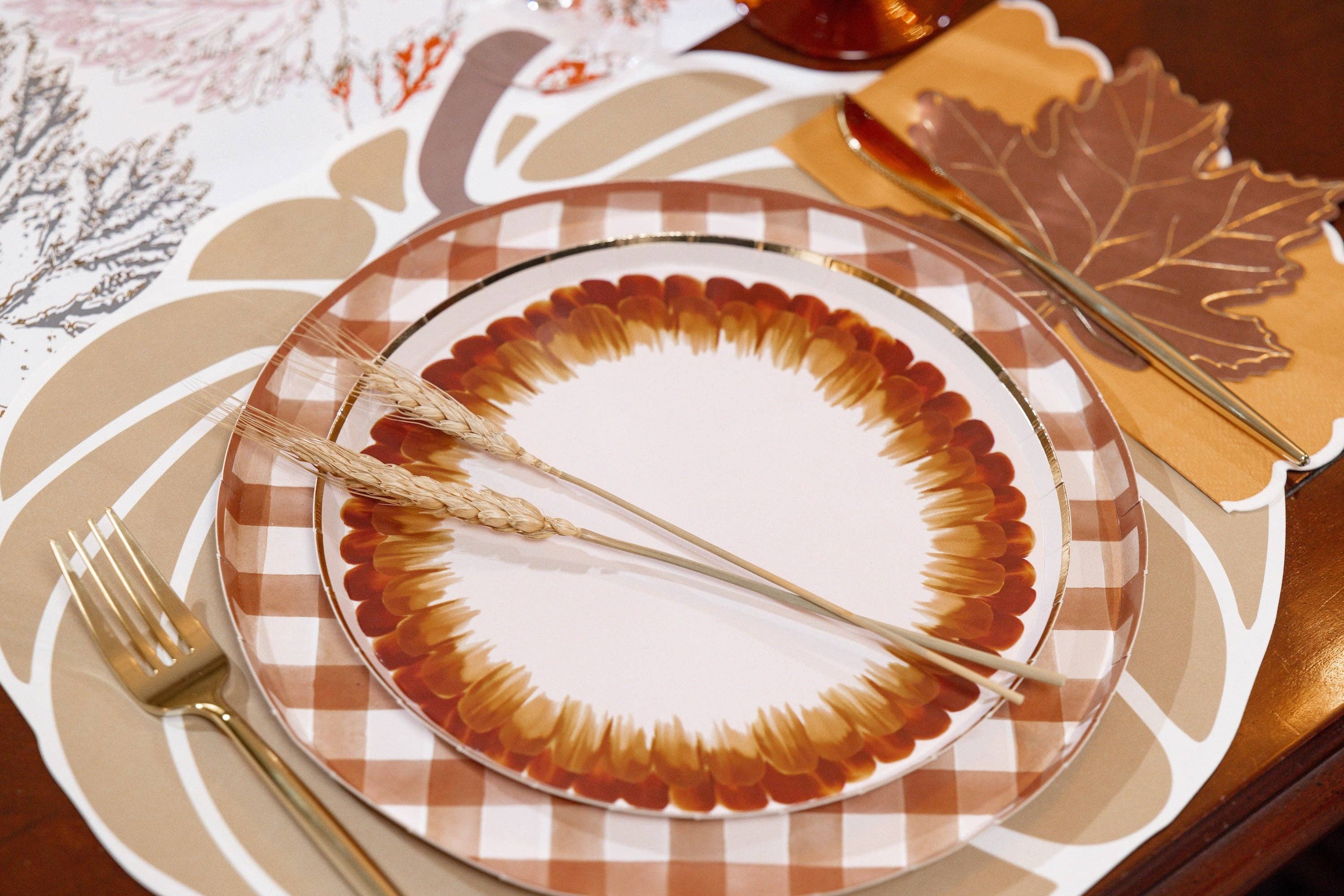 Gatherings by Curated Paperie – Großhandel Einweg-Serviette – Herbstblatt-förmige Getränkeservietten aus Stanzung5