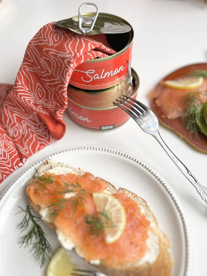 SEIK - Wholesale Socks - Women's - Tinned Fish Socks - Salmon (women size 35-40)3