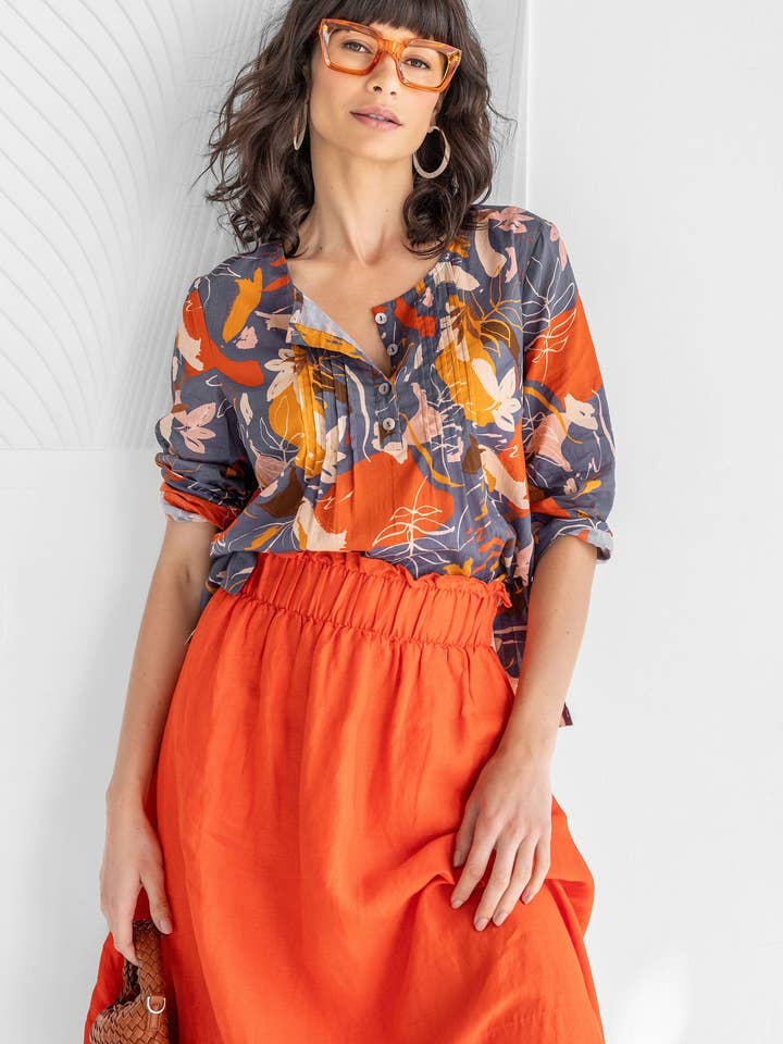 Pemba Print Pin Tuck Topp för wholesale av Komil