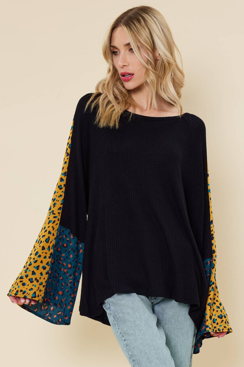 FSL Apparel – wholesale Tunic – Women’s – ST6590 - Bell sleeve top with color contrast leopard print7