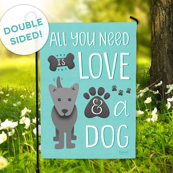 Bandiera da giardino, motivo: amore e cane per la vendita all'ingrosso da parte di Hennel Paper Co.