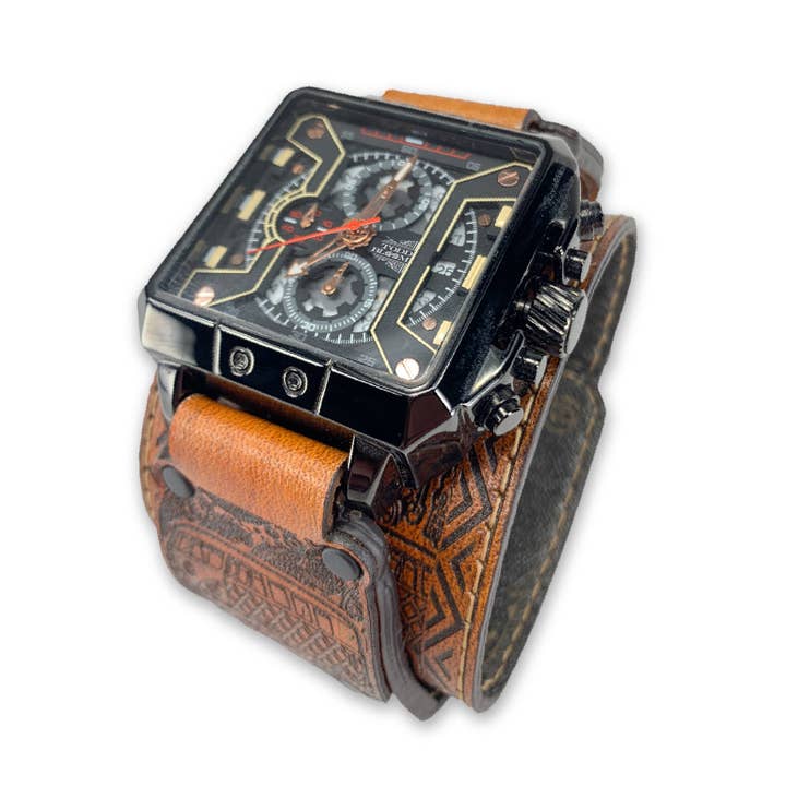 MONTRE EN CUIR PLEINE FLEUR FAITE À LA MAIN POUR HOMME ROAD TRIPPIN pour la vente par TODD BLOOM