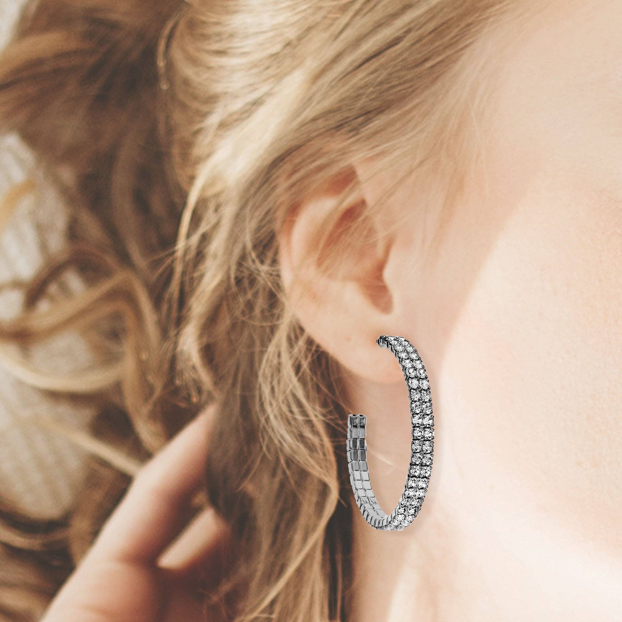 Luxe on Main LLC – Großhandel Hoops – Hoops, rhodiniert, 35 mm, 2-reihig, mit weißen Schreien6