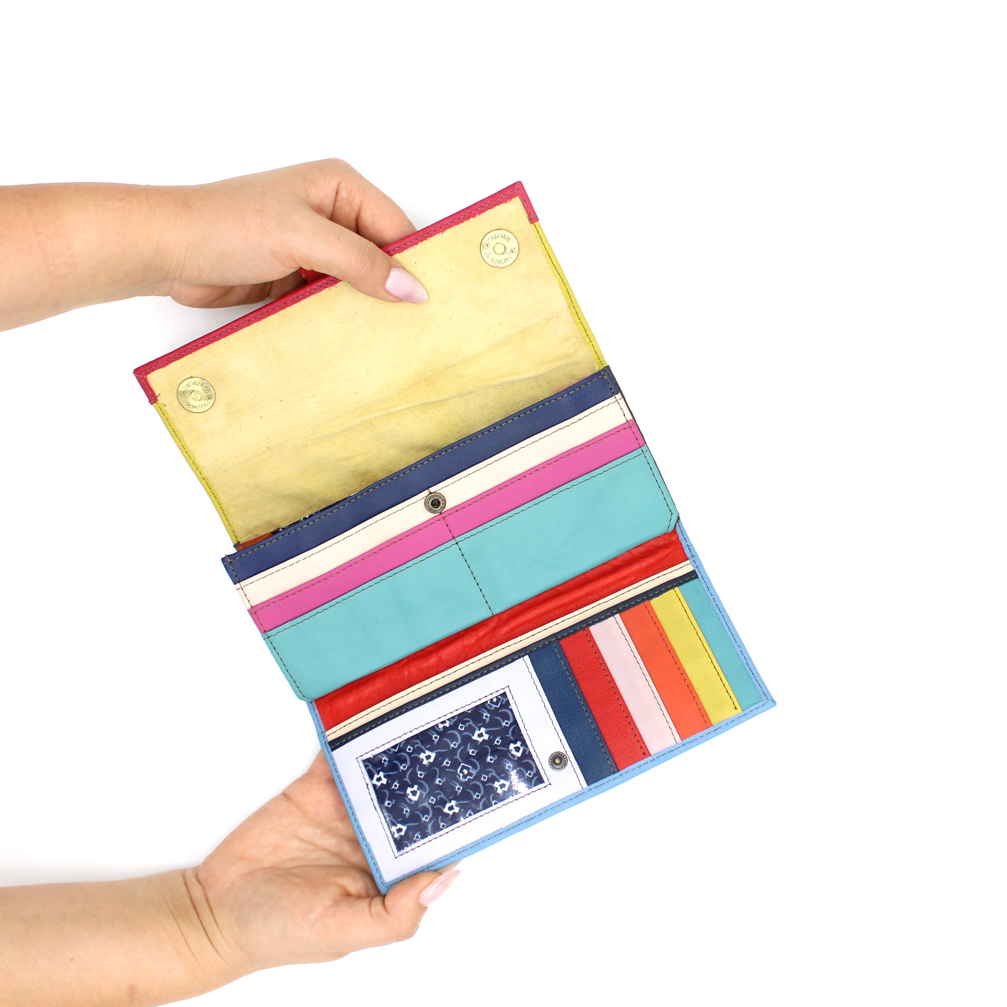 Soruka - Wholesale Wallet - Women's - Half Moon Plain · Wallet6