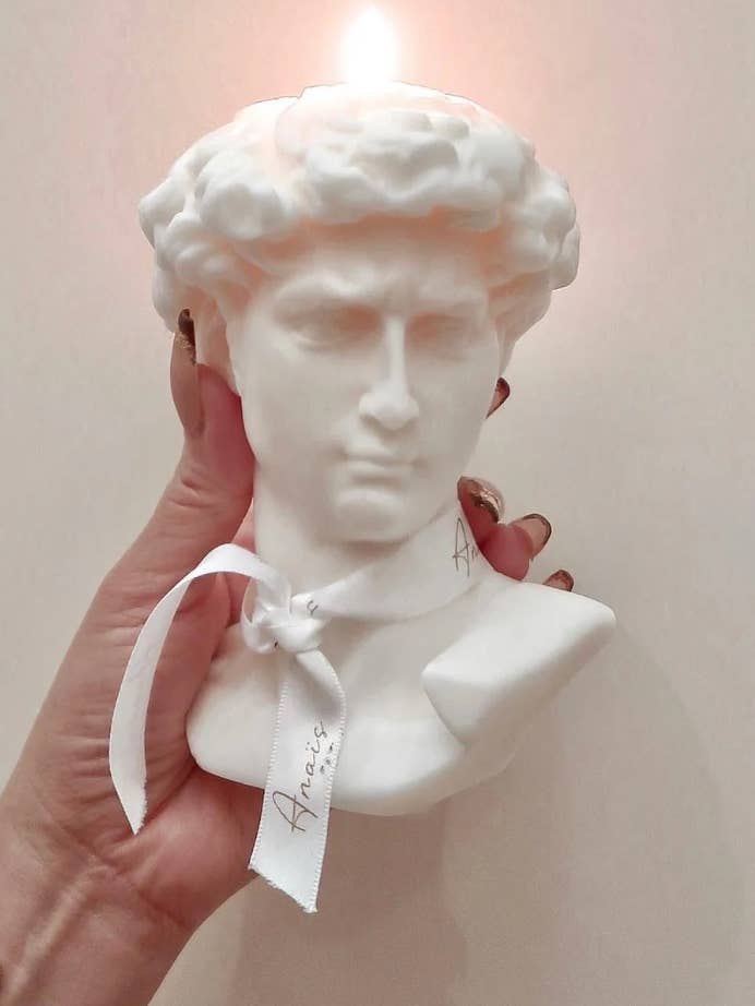 Candela Anaïs Man in scultura bianca (David) per la vendita all'ingrosso da parte di Anaïs Candle