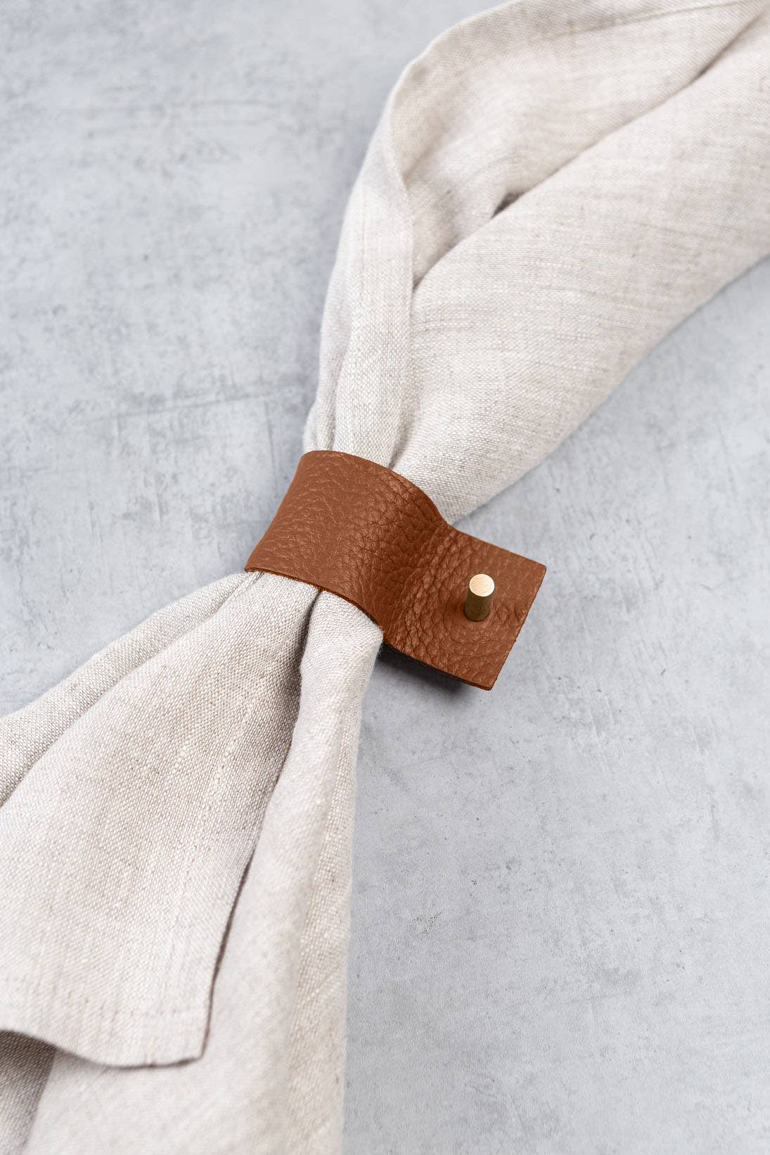 NAMUOS – Großhandel Serviettenringe – Serviettenringe aus 100 % Leder in Rostoptik2