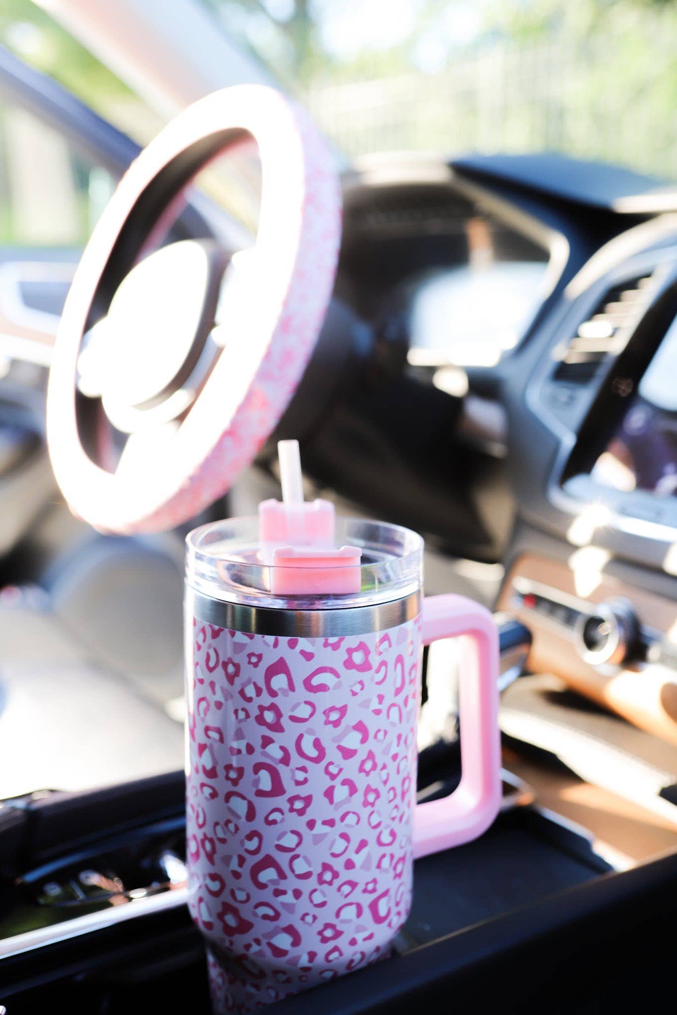 The Front Porch Label – wholesale Car Decorative Charm - Unisex – Pink Leopard Steering Wheel Cover3