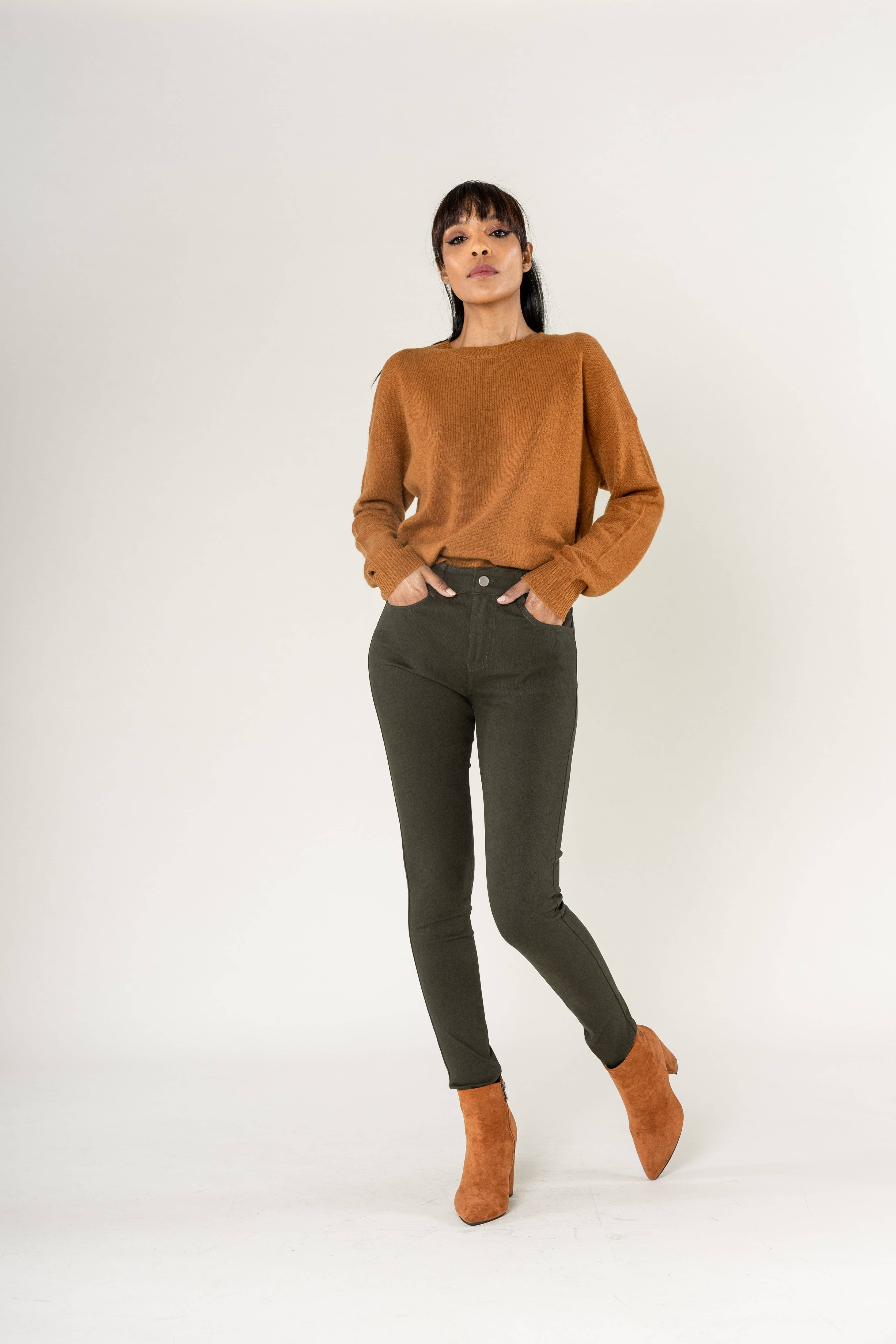 Nina Carter - Wholesale Fashion Leggings - Women's - Super stretch leggings with comfortable zip A0035