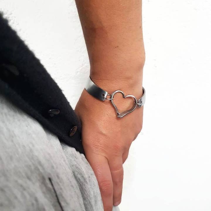 Bracelet fourchette à bijoux coeur avec couverts pour la vente par Gleamlety