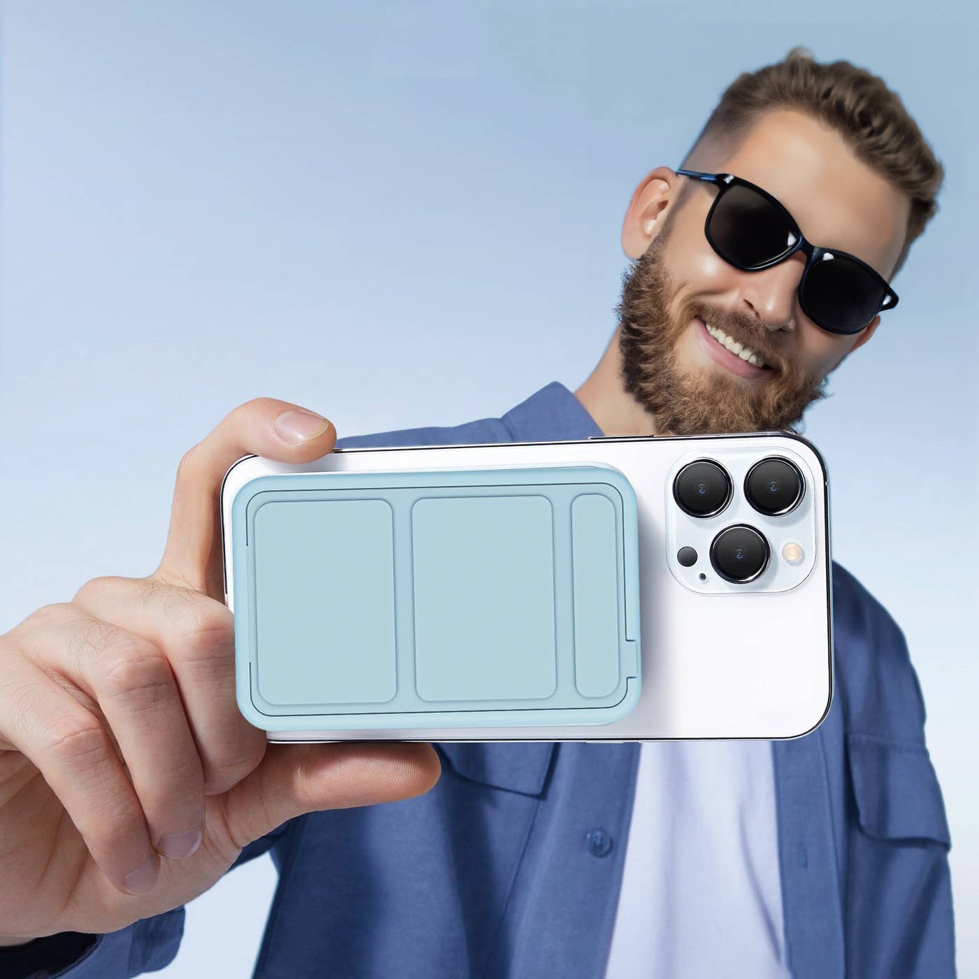 PhunkeeTree - Wholesale Portable Charger - Magnetic Wireless Charging Power Bank with Stand7